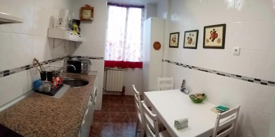 Las Golondrinas Zaragoza سرقسطة المظهر الخارجي الصورة